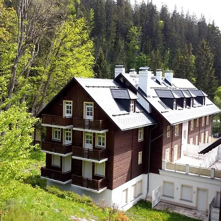 Lejlighedshotel Hubertus 4*