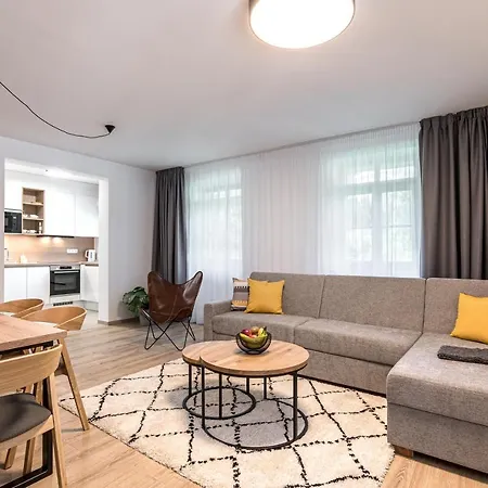 Hubertus Aparthotel 4*