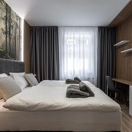 Hubertus Aparthotel 4*