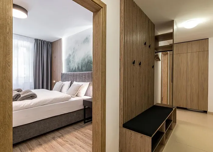 Hubertus 4* Карлова-Студанка